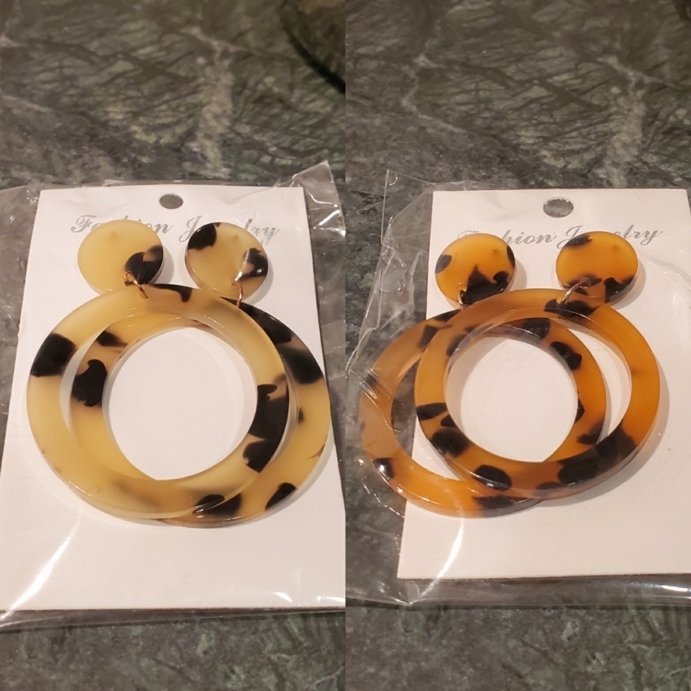 Circle Hoops Drop Dangle Earrings Tortoise Shell Speckled Boho Neutral Work NEW